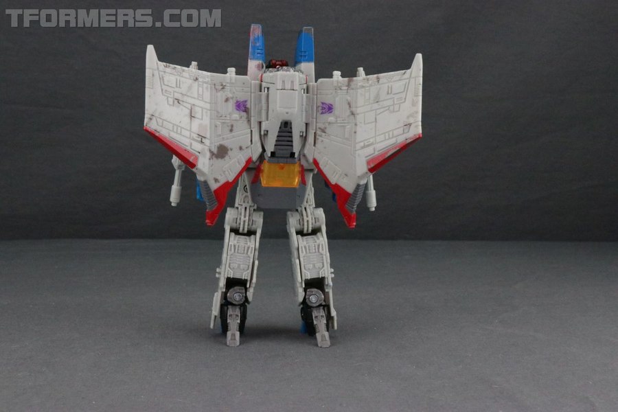 Review Siege War For Cybertron Trilogy Starscream Voyager  (10 of 52)